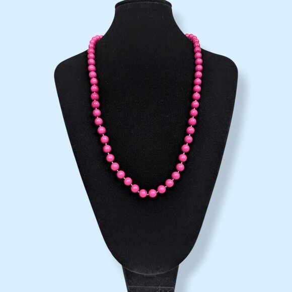 (2/$20) Vintage Pink Beaded Necklace - Picture 2 of 5